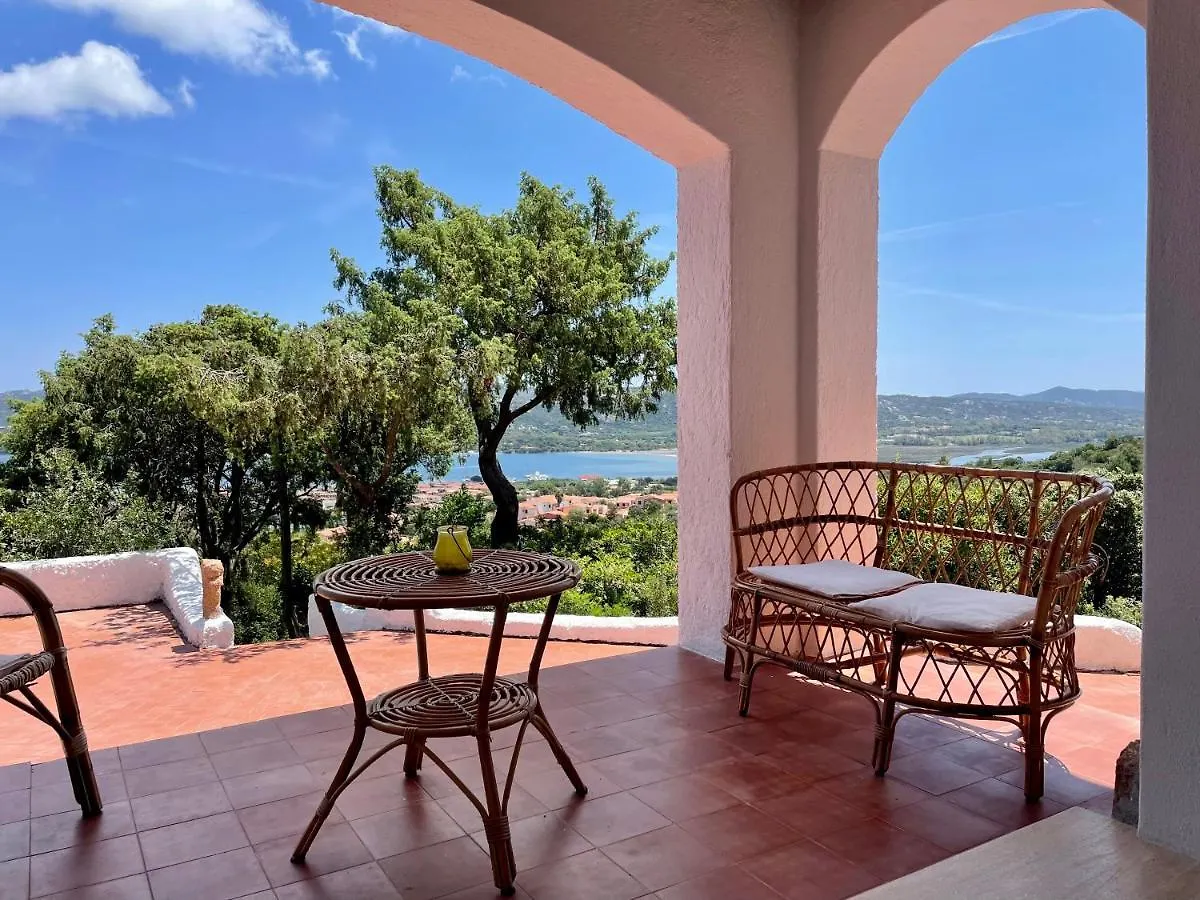 Villa La Petra Cannigione 0*,  Olaszország